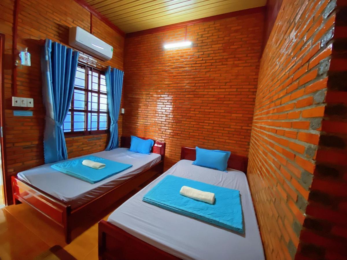 Nam Cat Tien Homestay Esterno foto