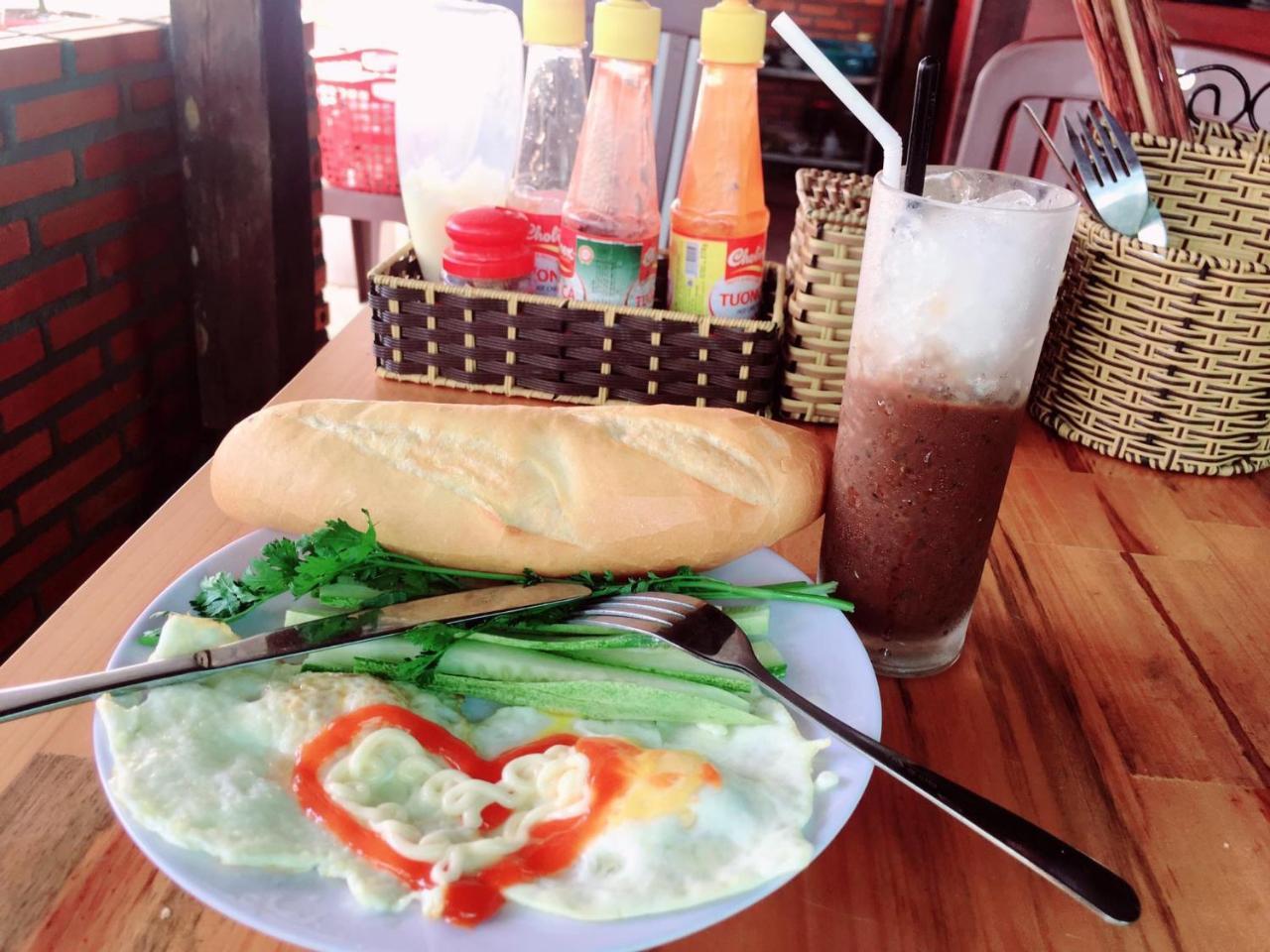 Nam Cat Tien Homestay Esterno foto